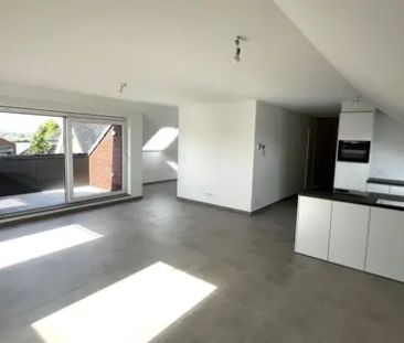 LICHTRIJK, SPLINTERNIEUW dakappartement met zonnepanelen - Photo 5