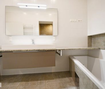 Modernes Wohnen in Revitalisiertem Altbau in Purkersdorf Stadtzentrum - Photo 1