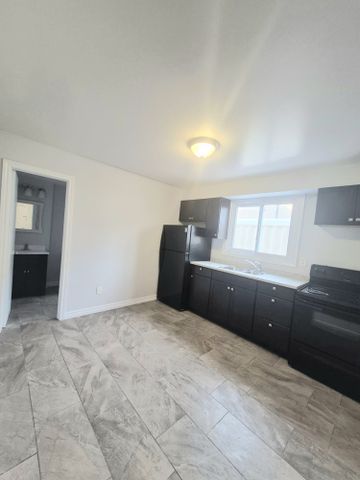 For Lease - 184 Simcoe Street Unit# 2, London East, Ontario - Photo 3