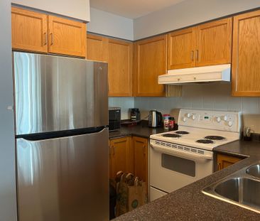 For Lease - 156 Enfield Place Unit# 906, Mississauga, Ontario - Photo 2
