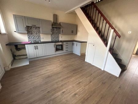 Enfield Road, Blackpool, FY1 - Photo 5