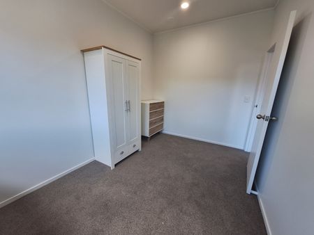 Freshly Renovated in a Prime Location - Photo 5