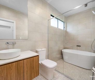 Townhouse in Great Location - Photo 4
