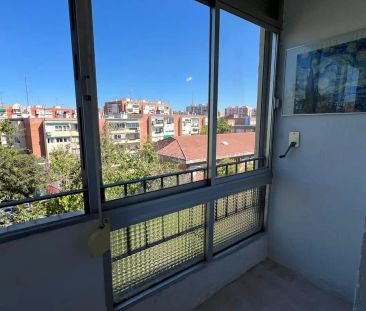 Room in a shared 3-bedroom apartment for rent in Pilar - Foto 1