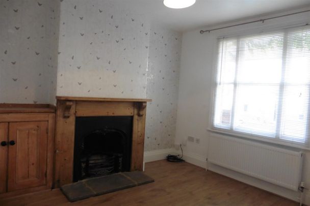 2 Bedroom House to Rent in Milton Street, Higham Ferrers, Northants, NN10 - Photo 1