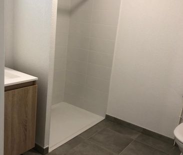 T2 AVEC LOGGIA ET PARKING - Photo 2