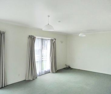 Convenient Location - Photo 1