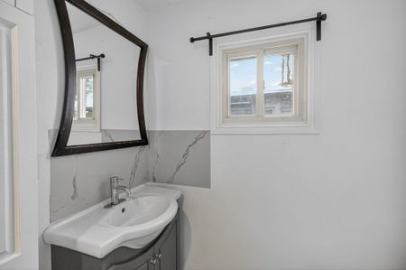 For Lease - 71 Teal Avenue, Hamilton, Ontario - Photo 4