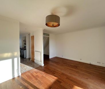 3 bedroom maisonette to rent - Photo 3