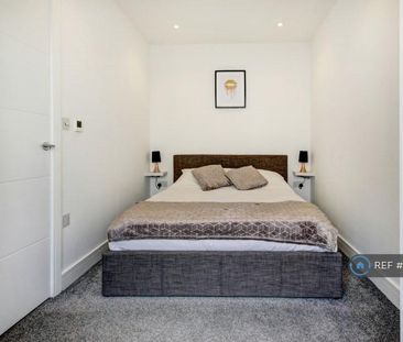 2 bedroom semi-detached house to rent - Photo 3