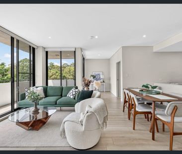 Stylish Boutique Living with Leafy Privacy in the Heart of Caringbah - Photo 2