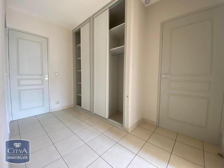 Location Appartement 3 pièces 96m² AVIGNON 84000 - Photo 2
