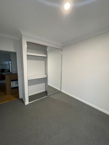 Kensington - Photo 3