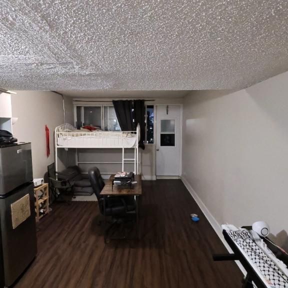 Studio lease transfert - Photo 1