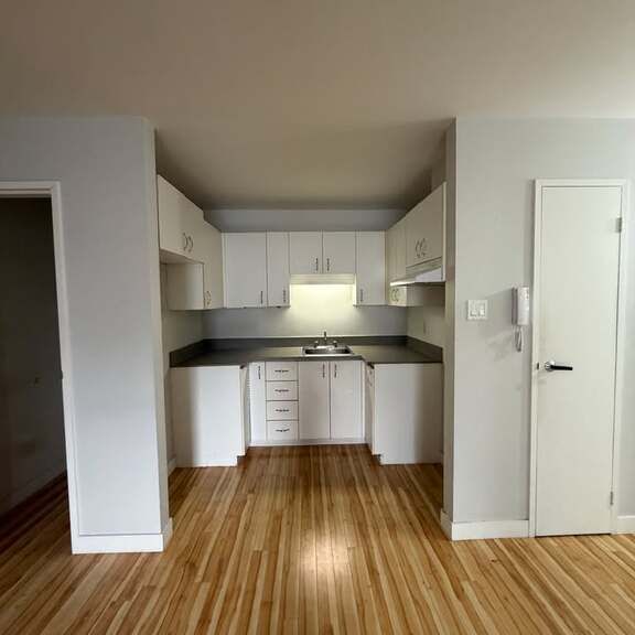 Appartement 1 Chambre Et 1 Salle De Bain - Photo 1