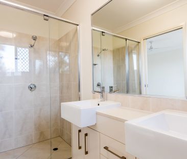 THE PINNACLE OF QUALITY & LOCATION - Photo 6