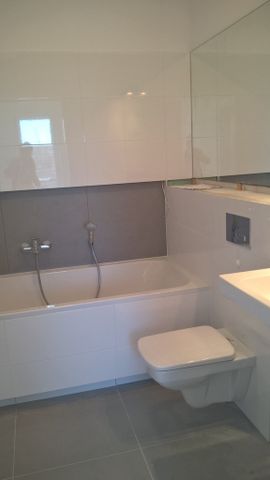 Gumieńce apartament 92 m2, 3 pokoje, balkon 5000,- - Zdjęcie 2