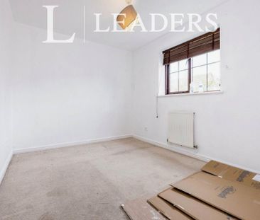 4 bedroom detached house to rent - Photo 1
