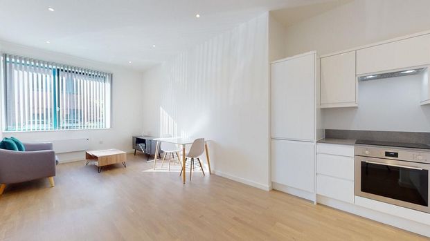 Studio to rent - Photo 1