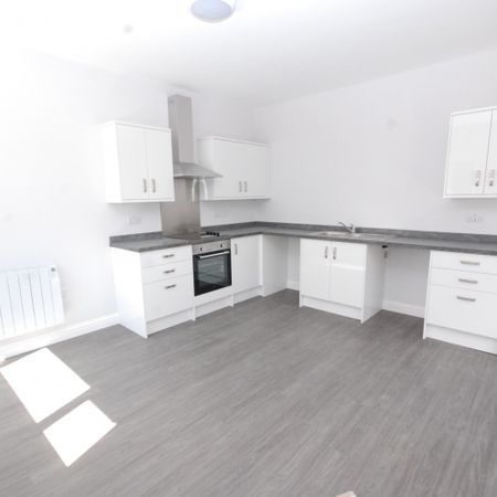 2 bed flat to rent in Jackson Street, Gateshead, NE8 - Photo 4