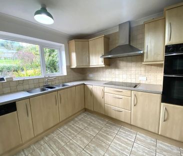 2 bedroom detached bungalow to rent - Photo 6