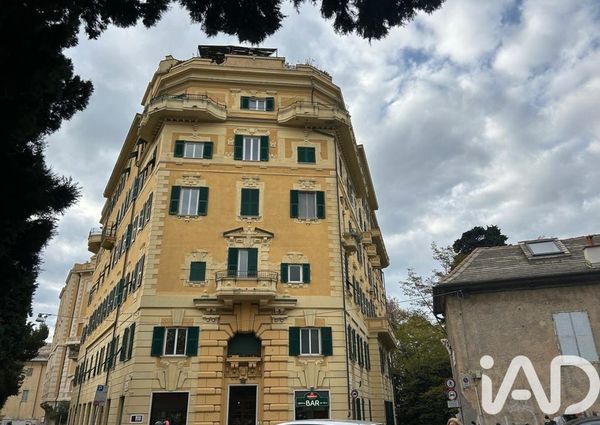 Piazza dello zerbino, Genova, Liguria 16122