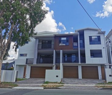 Brand-New, Stylish Townhouse in Prime Location â Close to Everyth... - Photo 6