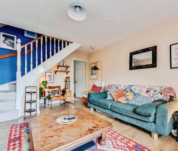 2 bedroom terraced house to rent - Photo 2
