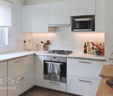 3 bedroom maisonette to rent - Photo 4