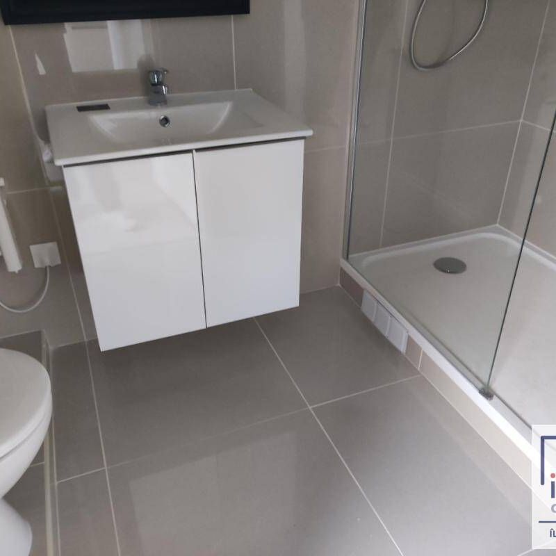 Location appartement studio 1 pièce 20 m² à Dourdan (91410) Le Centre Ville - Photo 1