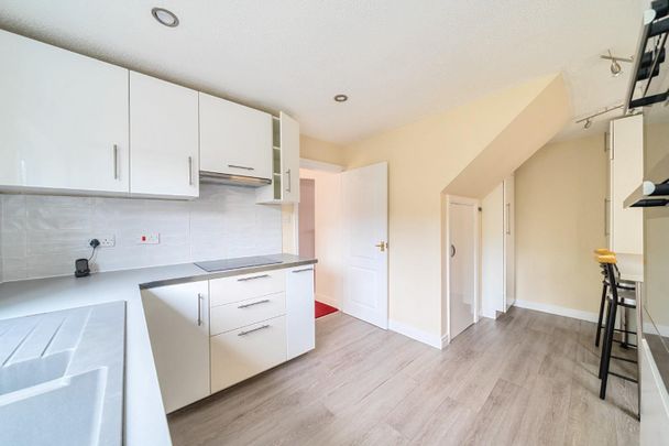 3 bedroom House To Let - Photo 1