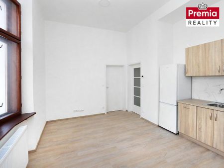 Pronájem bytu 2+kk 43 m2 - Фото 5