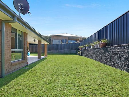 62 Blackwood Circuit, Cameron Park - Photo 4
