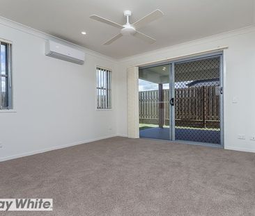 BIG BEAUTIFUL HOME IN PARK VISTA! - Photo 4