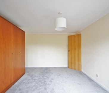 3 bedroom detached house to rent - Photo 6