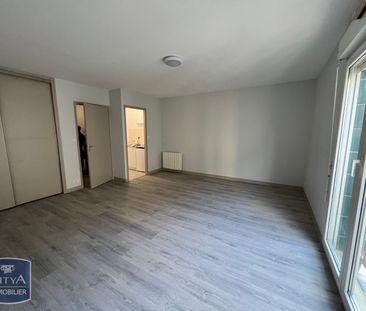 Location Appartement 1 pièce 32m² LAVAL 53000 - Photo 5
