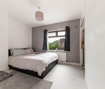 73 Glenbank Drive, Belfast, BT14 8BJ - Photo 3