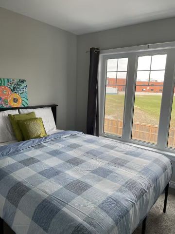 For Lease - 53 Pelican Lane, Hamilton, Ontario - Photo 3