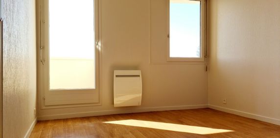 Appartement 3 pièces – rue Léon Boyer - Photo 2