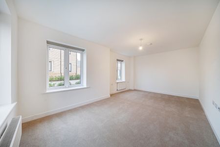 Kingfisher Drive, Northampton - Photo 2