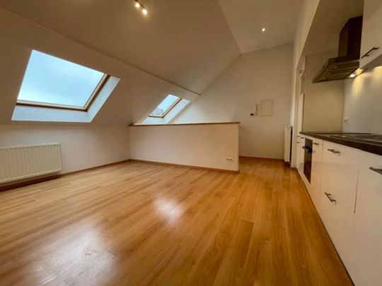 Appartement te huur - Photo 1