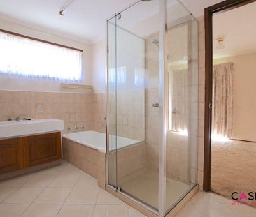 657 Dorset Road, Bayswater North - Photo 4