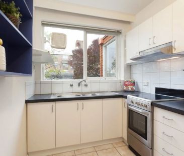 Light and Bright! - Photo 1