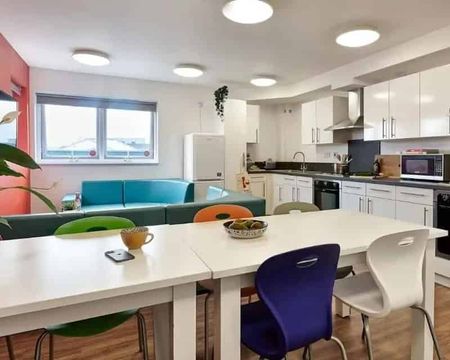 Deluxe Ensuite - Photo 2