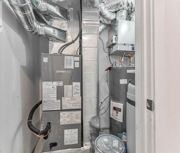 66 GAGE Avenue Unit# 2, Kitchener, Ontario, N2G2E2 - Photo 4