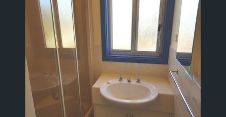 A neat two bedder. - Photo 5