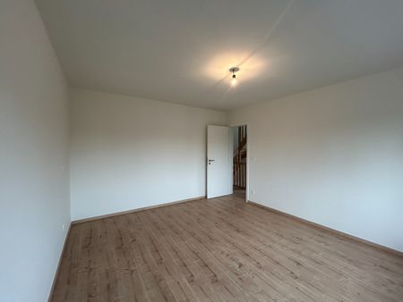 Halfopen, volledig gerenoveerde woning te Sint-Michiels - Foto 4