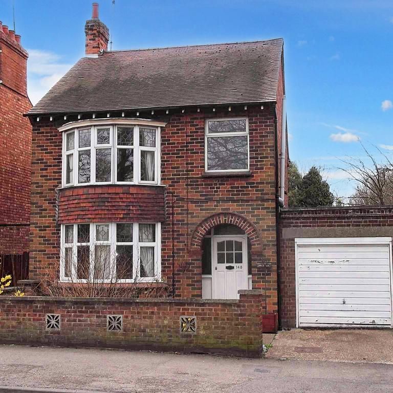 3 bedroom detached house to rent - Photo 1