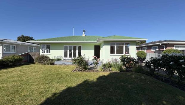 15 Wycliffe Street, Onekawa, Napier - Photo 1