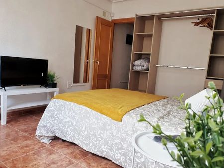 Carrer Mestre Valls, Valencia, Valencian Community 46022 - Photo 5